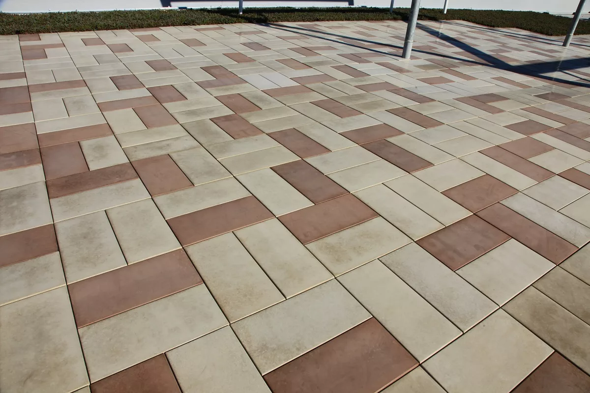 Patterned RoofStone pavers on Eastern Lofts green roof